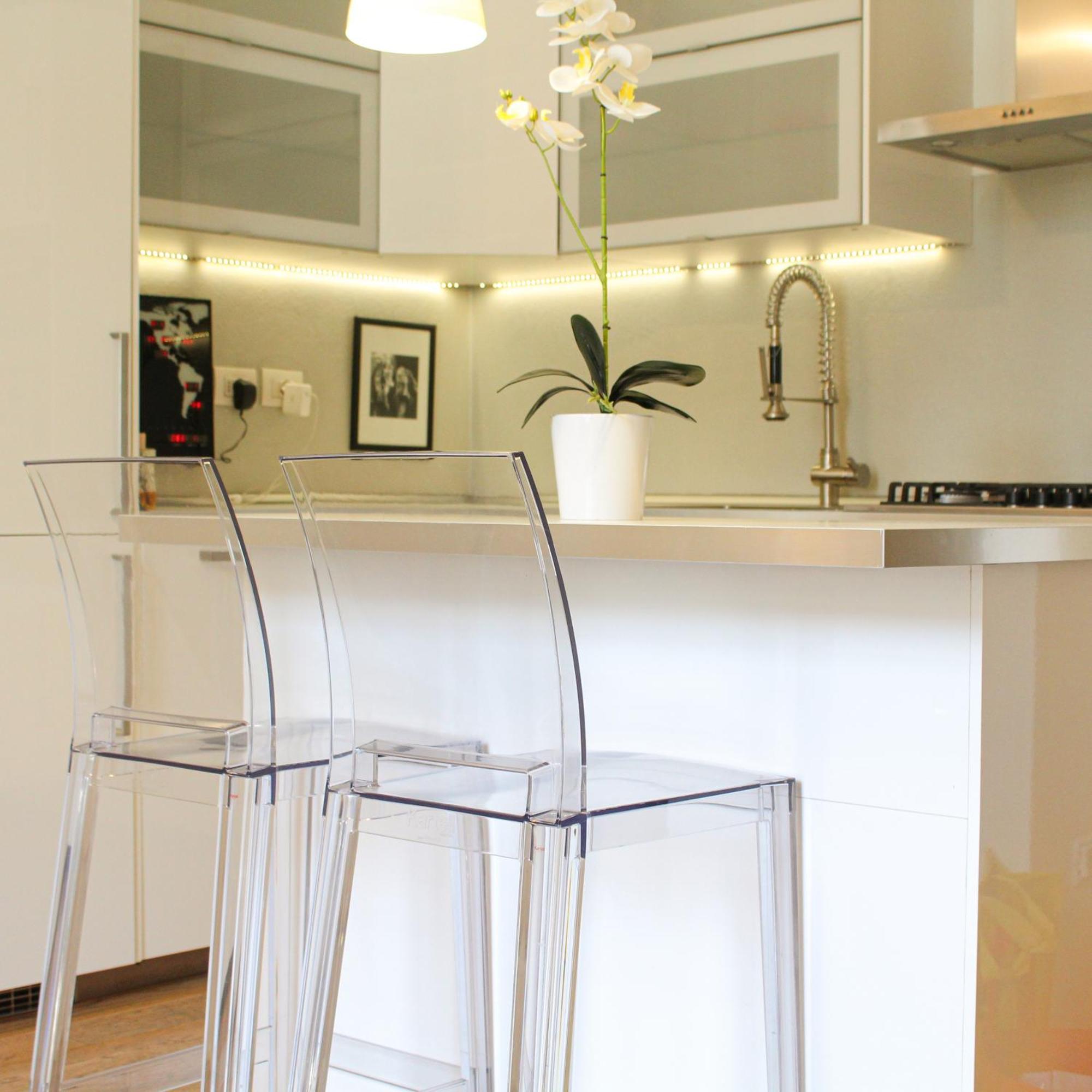 Apartment Glam By Michelangelo *